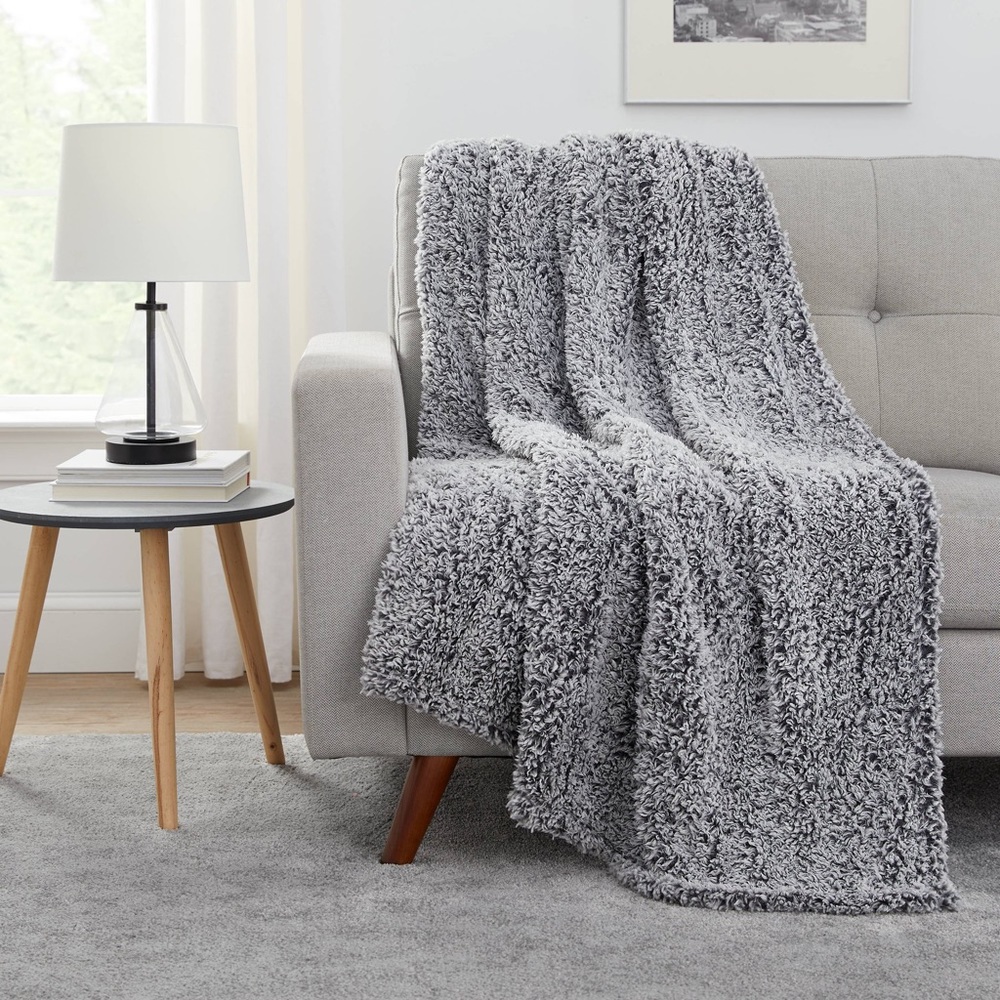 Mainstays Extra Plush Lightweight Sherpa Blanket